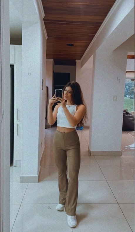 Photo nue de fuite OnlyFans de Daniiibee1999