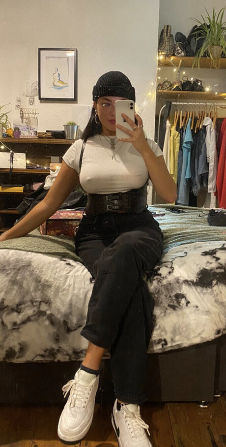 Photo nue de fuite OnlyFans de Ceara Maya