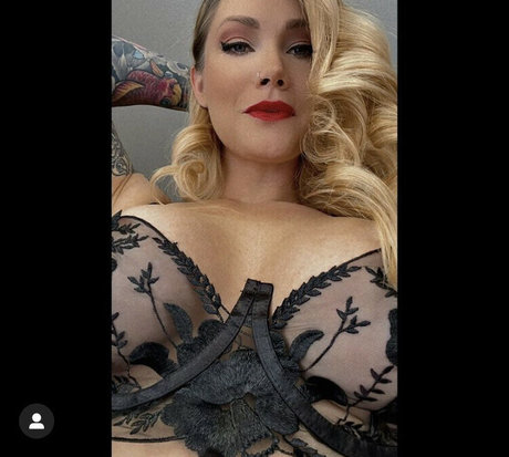 Photo nue de fuite OnlyFans de Anchorladybree