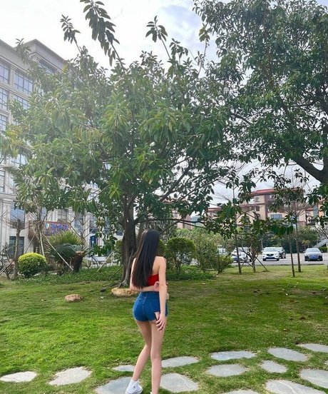 Luna Hwang