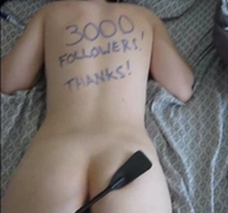 Photo nue de fuite OnlyFans de Slutsneeduse