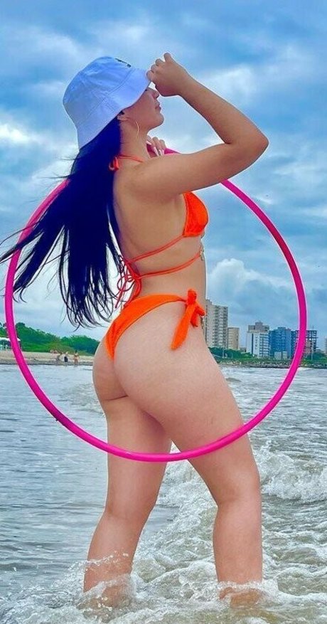 Photo nue de fuite OnlyFans de Mari Robattini