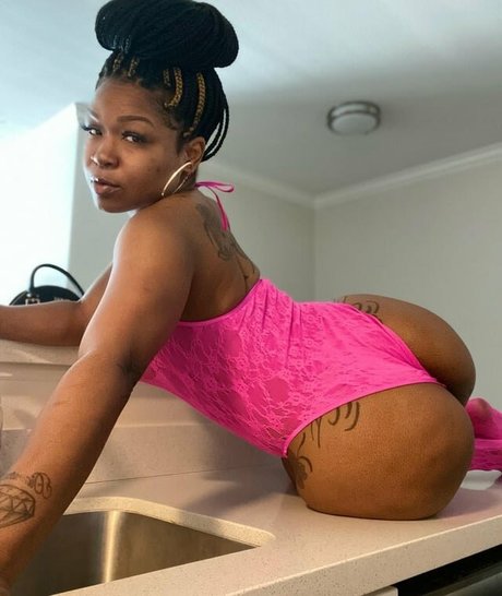 Diamond Monroe