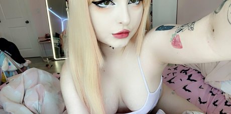 Photo nue de fuite OnlyFans de Mihobaby