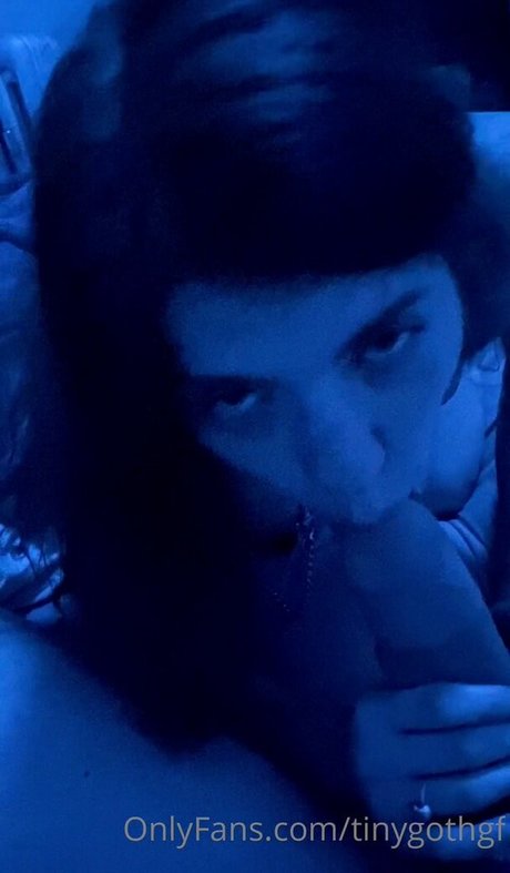 Tinygothgf