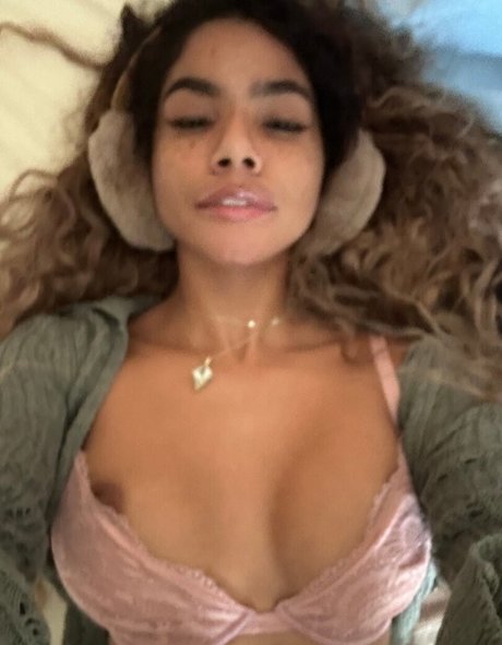 Helayna Marie