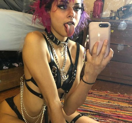 Photo nue de fuite OnlyFans de Nymphfairy2002