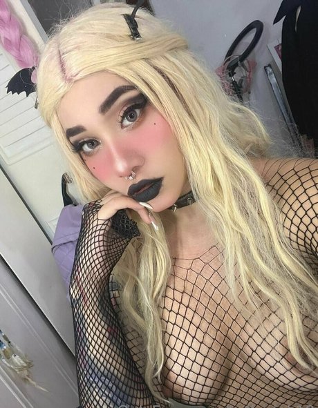 Photo nue de fuite OnlyFans de Kellypink18