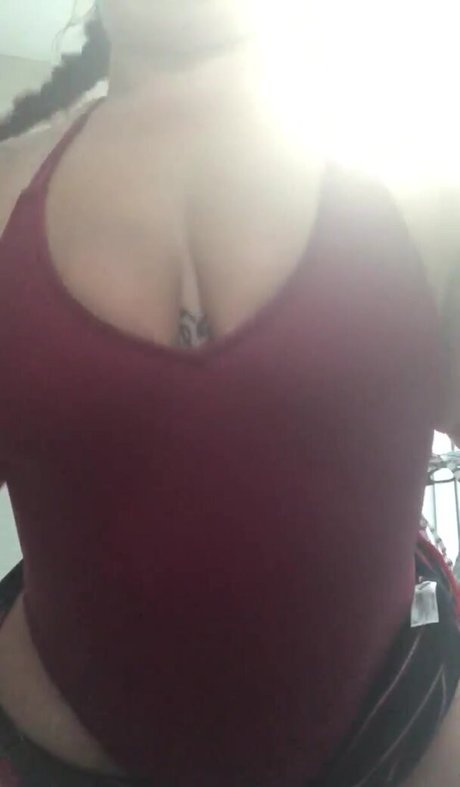 Photo nue de fuite OnlyFans de Miss Starry