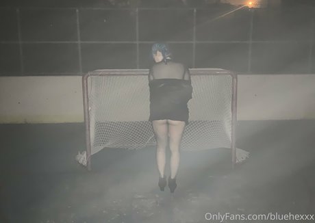 Photo nue de fuite OnlyFans de Thebluehexxx