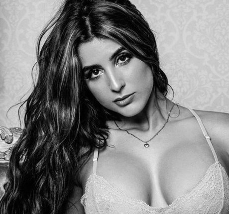 Photo nue de fuite OnlyFans de Estefania Sierra
