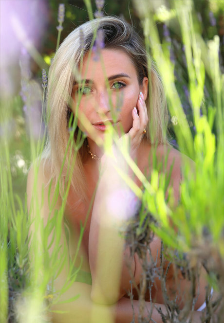 Cara Mell