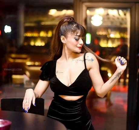 Photo nue de fuite OnlyFans de Suhaani Laskar