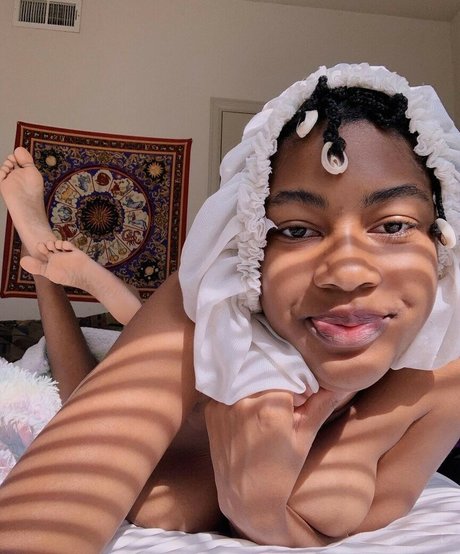 Photo nue de fuite OnlyFans de Sapiosuccubust