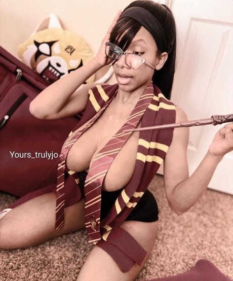 Photo nue de fuite OnlyFans de Yourstrulyjo