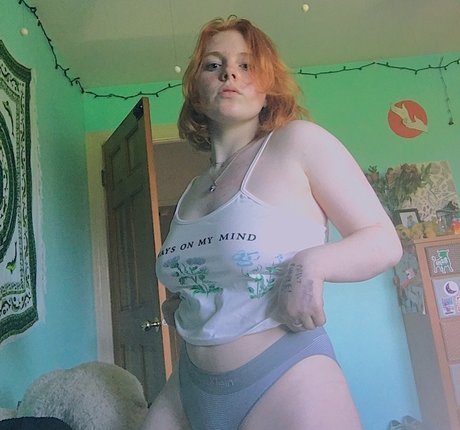 Photo nue de fuite OnlyFans de Izzyisdying
