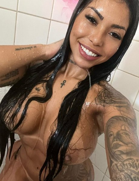 Photo nue de fuite OnlyFans de Bibi Griffo