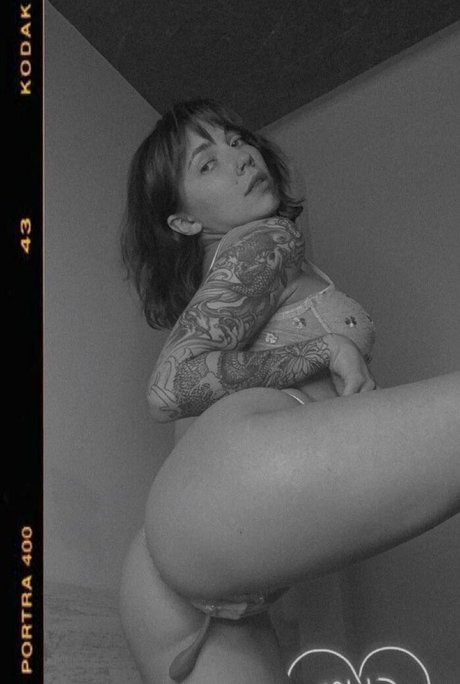 Photo nue de fuite OnlyFans de Lerahon