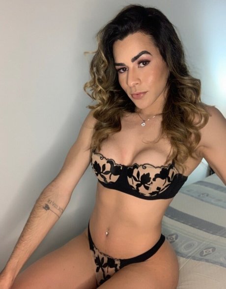 Photo nue de fuite OnlyFans de Gabi Lins