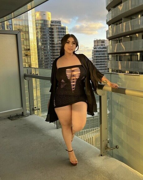 Photo nue de fuite OnlyFans de Miss Leira