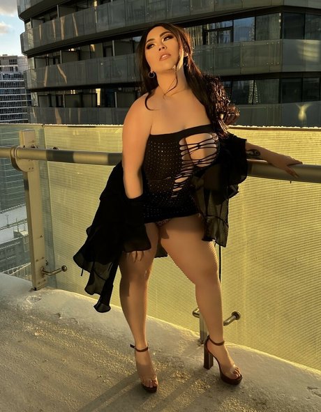 Photo nue de fuite OnlyFans de Miss Leira