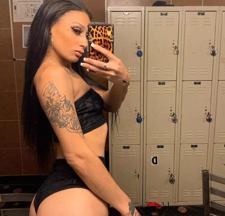 Photo nue de fuite OnlyFans de Ferrri Fine