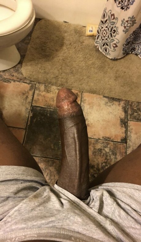 Photo nue de fuite OnlyFans de Youbgbullbbc