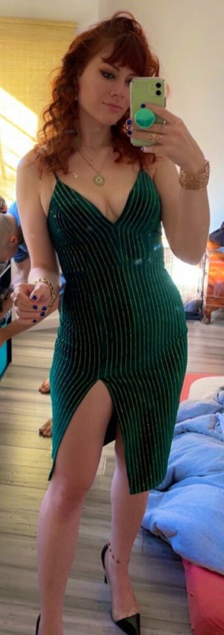 Photo nue de fuite OnlyFans de Smokeandsomno
