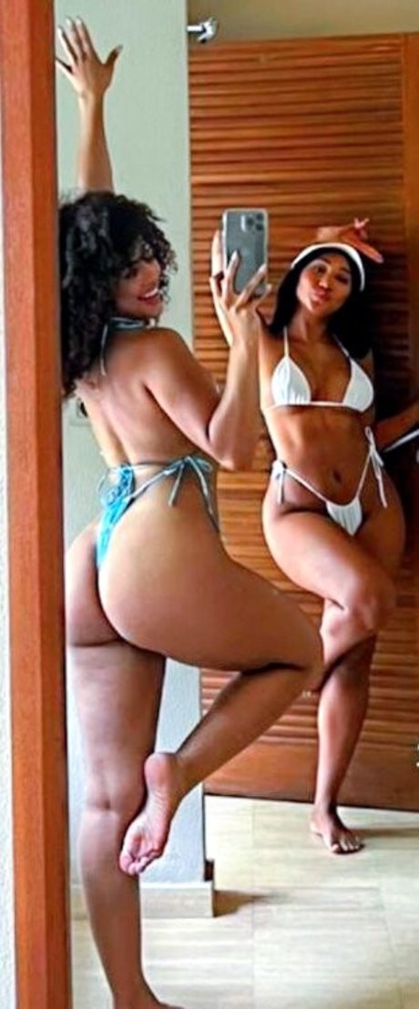 Photo nue de fuite OnlyFans de Caitlyn Mwenifumbo