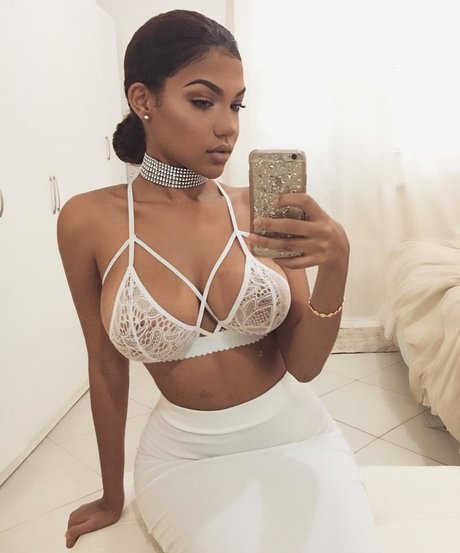 Photo nue de fuite OnlyFans de Tiona Fernan