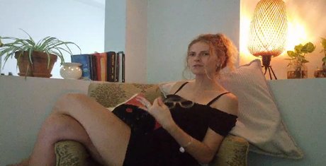 Photo nue de fuite OnlyFans de Sieren Pole