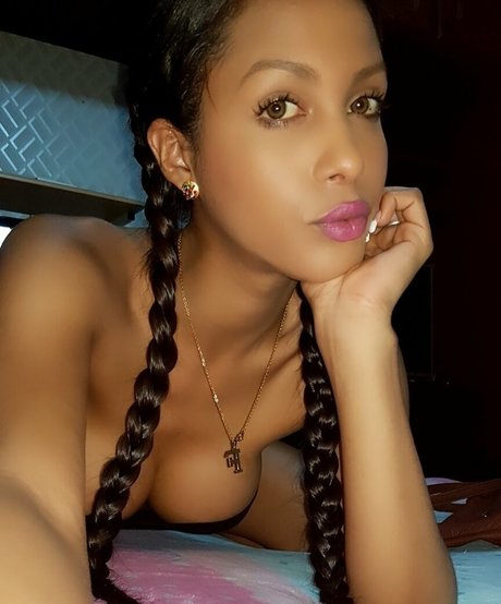 Photo nue de fuite OnlyFans de Barbiexbitch