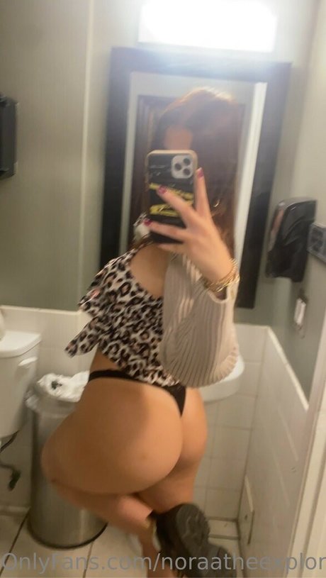 Photo nue de fuite OnlyFans de Noraatheexplorer