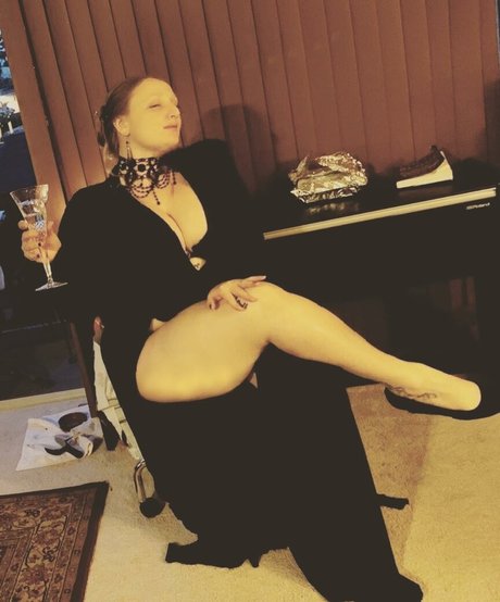 Photo nue de fuite OnlyFans de Bordeauxblack