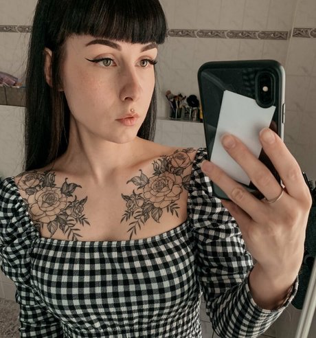 Photo nue de fuite OnlyFans de Romisu