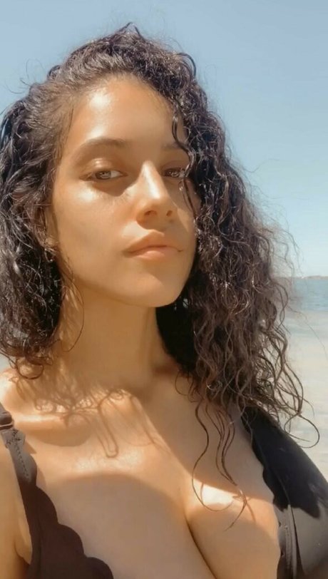 Photo nue de fuite OnlyFans de Adrianna Perez