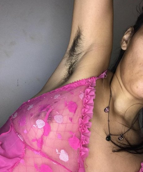 Photo nue de fuite OnlyFans de Julia Satto