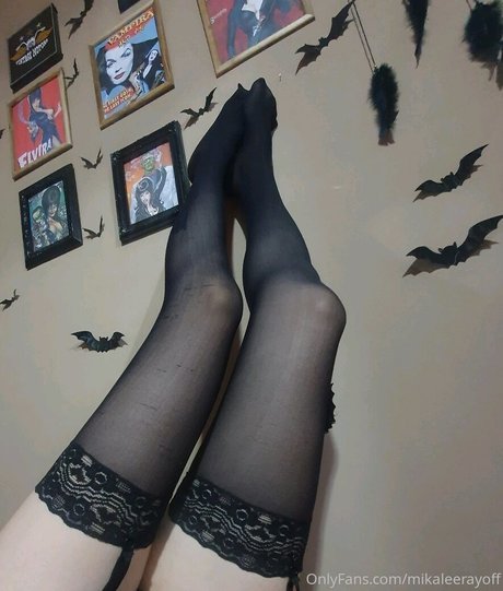 Photo nue de fuite OnlyFans de Mika Lee Ray