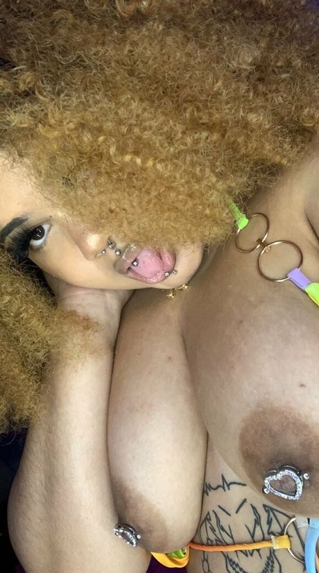 Photo nue de fuite OnlyFans de Sheismami