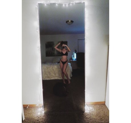Photo nue de fuite OnlyFans de Taymoo
