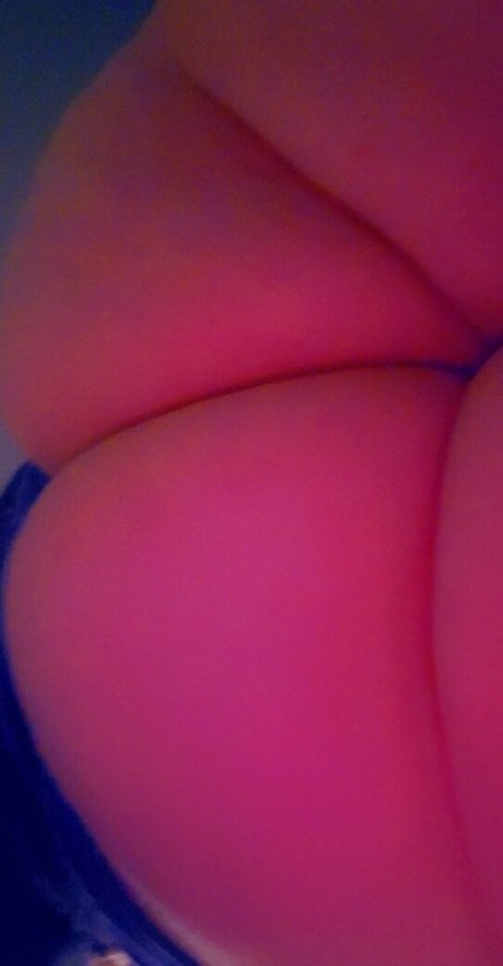 Photo nue de fuite OnlyFans de Thickbellamel