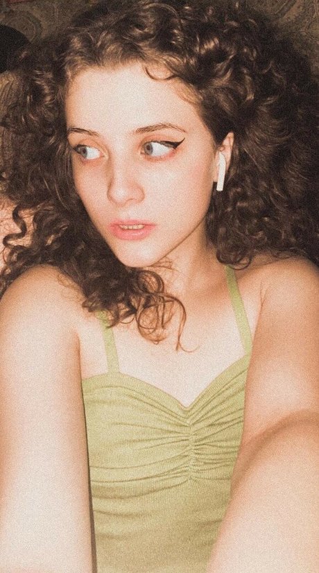 Photo nue de fuite OnlyFans de Apartmentfluffy7589