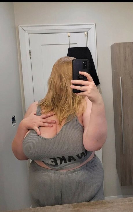 Photo nue de fuite OnlyFans de Loserqueen