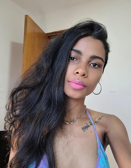 Photo nue de fuite OnlyFans de Tropicalangeles