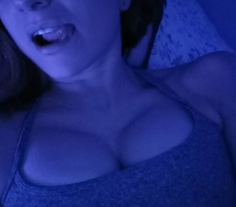 Photo nue de fuite OnlyFans de Nadira Asmr