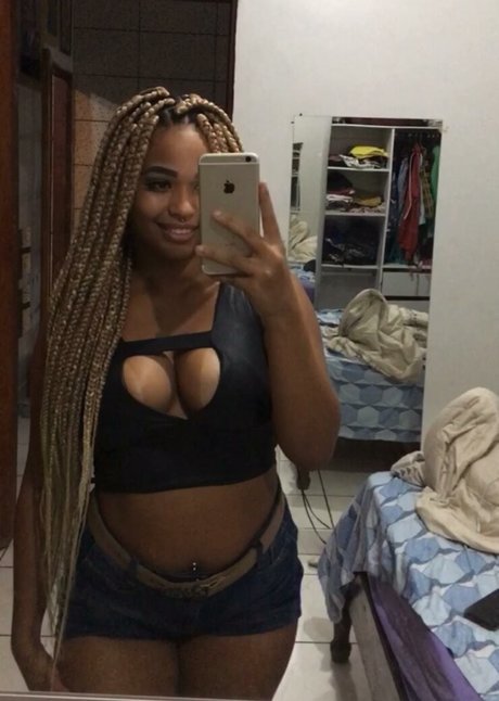 Photo nue de fuite OnlyFans de Jailsiane Damasceno