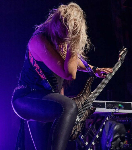 Womenmetal