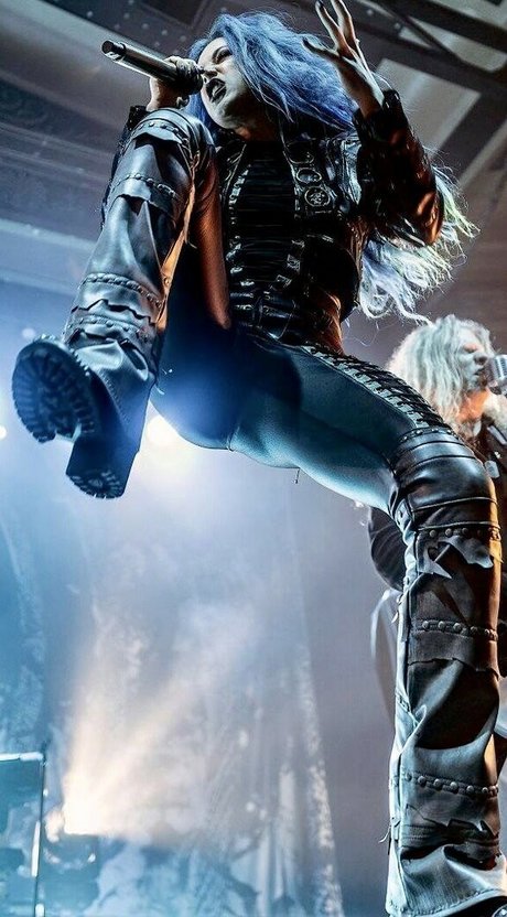 Womenmetal