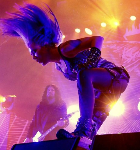Womenmetal