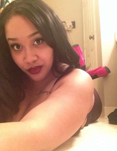 Photo nue de fuite OnlyFans de Beautifulflowerchild